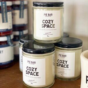 *NEW* PIE BAR Cozy Space Pumpkin & Cinnamon Soy Candle